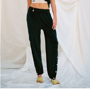 Boys lie peace of Reign velour sweatpants